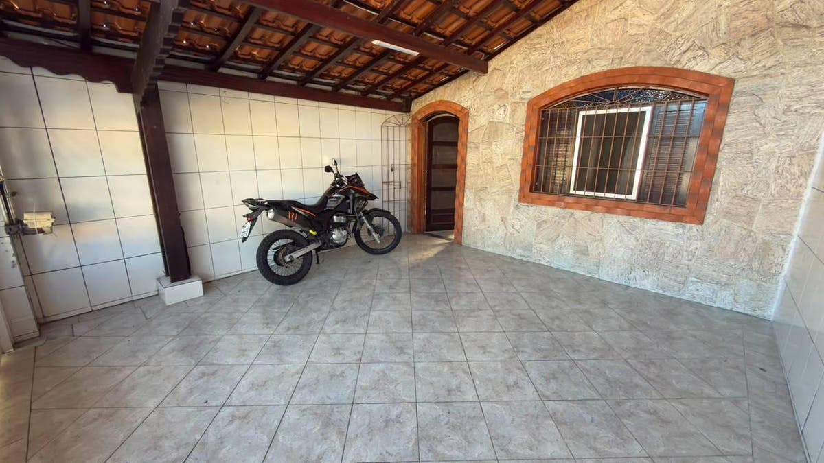 Casa Geminada com 2 quartos, Mirim - Praia Grande - Casa Geminada em Mirim, Praia Grande - à venda - CONTEMPLAR IMÓVEIS LTDA