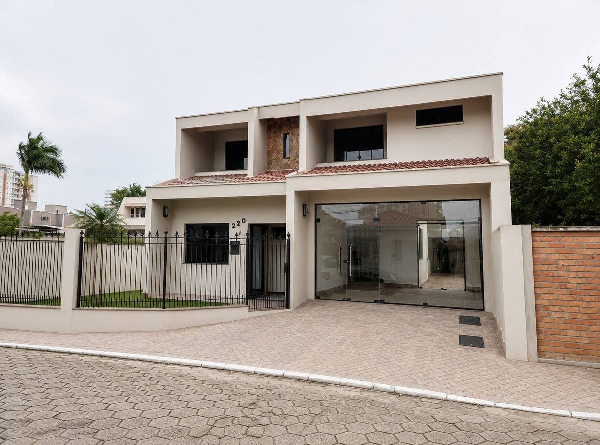 Casa Comercial no Centro de Itajaí - Comercial em Centro, Itajaí - para locação - Brava Norte Imóveis