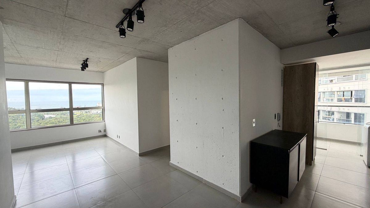 APARTAMENTO 2 DORMITÓRIOS, 1 VAGA - LOCAÇÃO - PRAIA BRAVA - Apartamento em Praia Brava, Itajaí - para locação - Imóveis na Brava