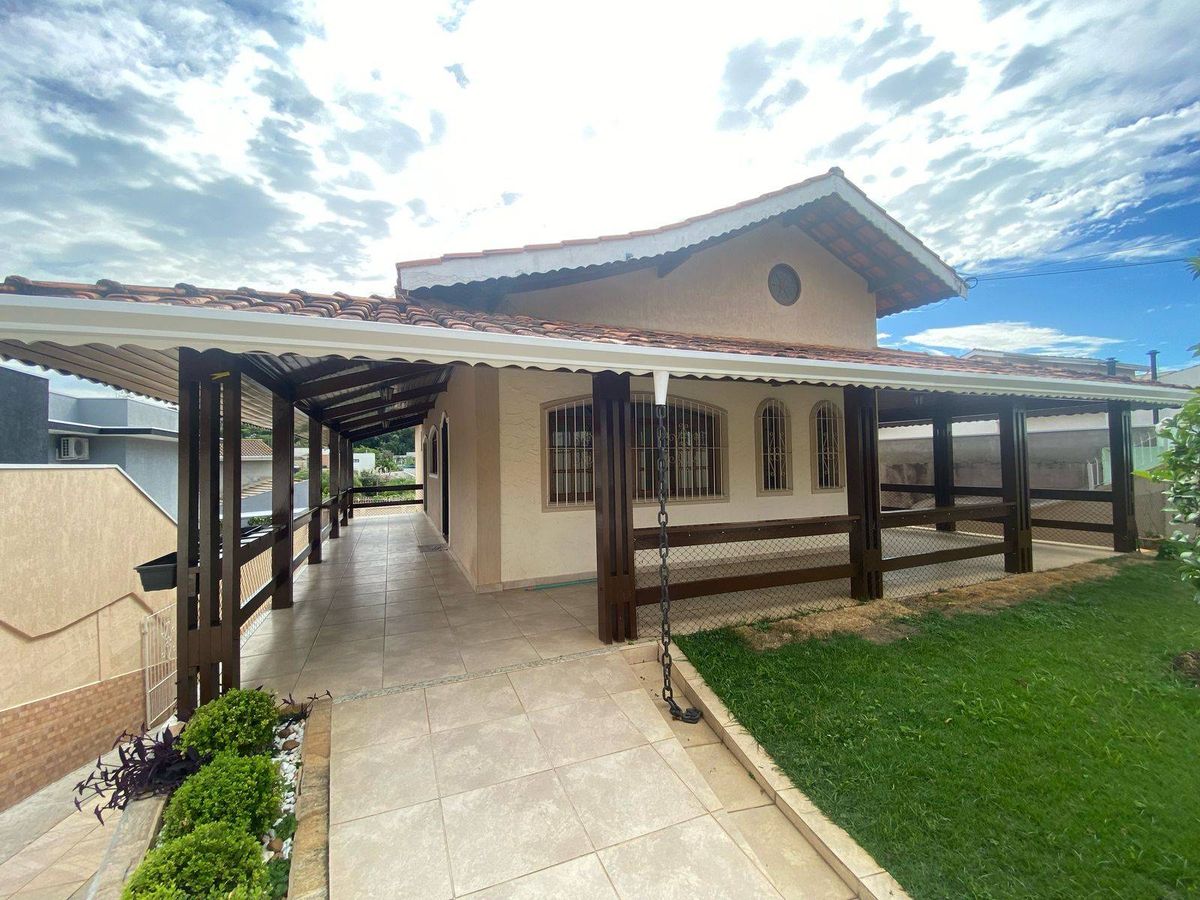Casa para locação em Atibaia Jd do Lago - próximo a Lucas - Casa em Jardim do Lago, Atibaia - para locação - Di Casa Imóveis Atibaia LTDA
