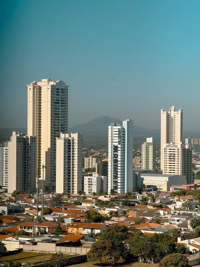 Apartamento 89m2, andar alto com 2 quartos, sala reversível para 3º quarto. Edifício Urbanit | Jd.das Américas - Apartamento em Jardim Leblon II, Cuiabá - à venda - IDEALE - PASTRE OLIVEIRA