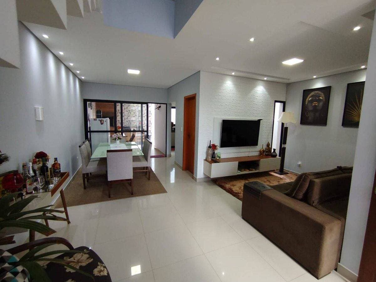 Casa 3 quartos Jardim Marambaia II, Jundiaí: Padrão Alto, 3 vagas - Casa em Jardim Marambaia II (Jardim Santa Gertrudes), Jundiaí - à venda - Entry Imob