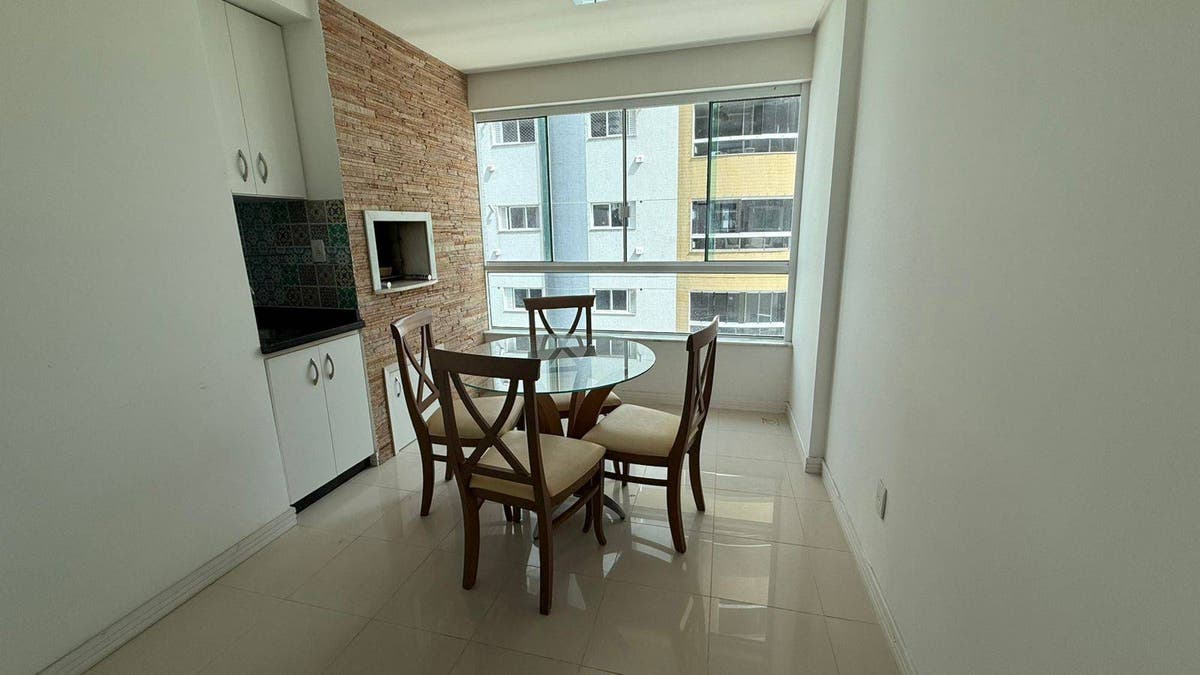 🏖️✨ OPORTUNIDADE NA QUADRA DO MAR – BARRA NORTE - Edificio Antônio Sandri ✨🏖️ - Apartamento em Pioneiros, Balneário Camboriú - à venda - GJ Imóveis LTDA