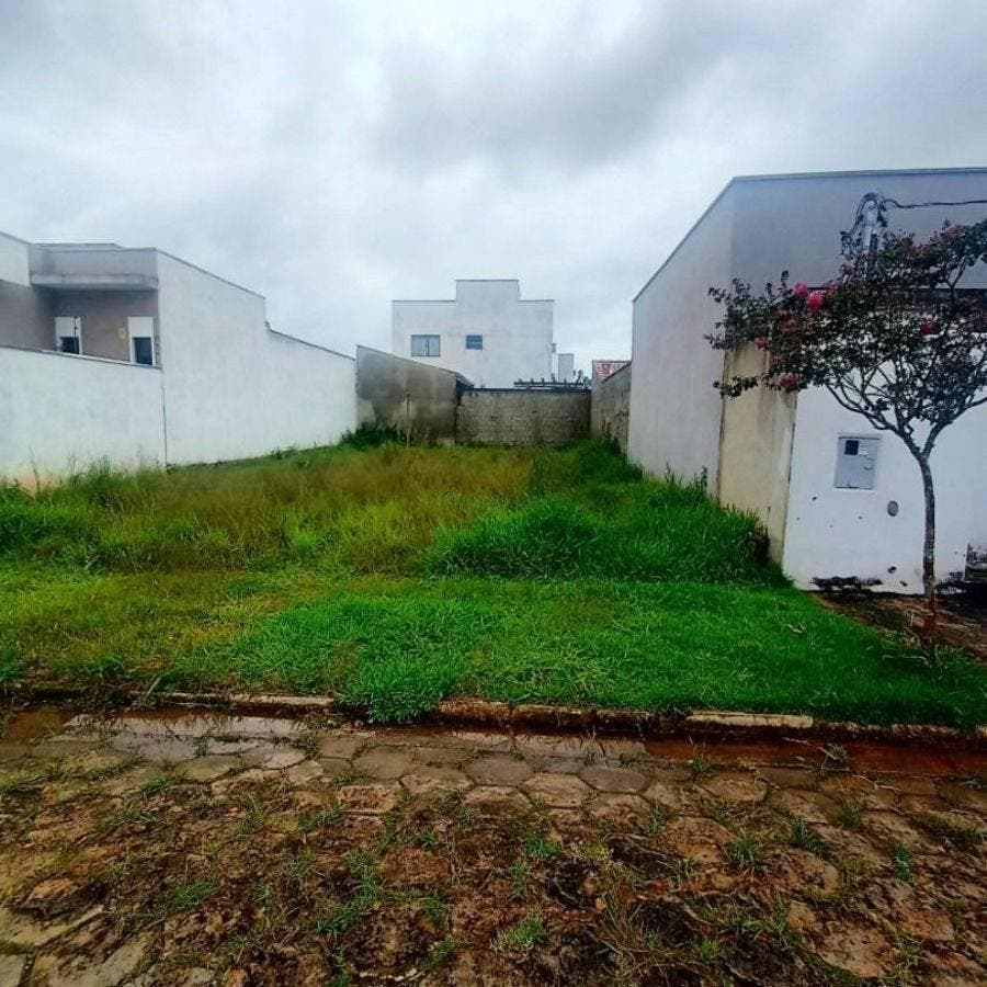 Terreno à venda, 200 m² por R$ 180.000,00 - Anhumas - Itajubá/MG - Lote/Terreno em Itajubá - à venda - Colibri Imóveis Ltda