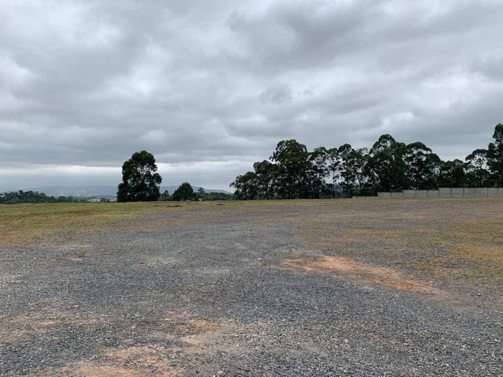 Terreno/área para LOCAÇÃO, 15000M², R$ 14.000, com 1 platô de 5000M²/ Franco da Rocha-SP. - Terreno em Jardim das Colinas, Franco da Rocha - para locação - Team ÊXITO Imob