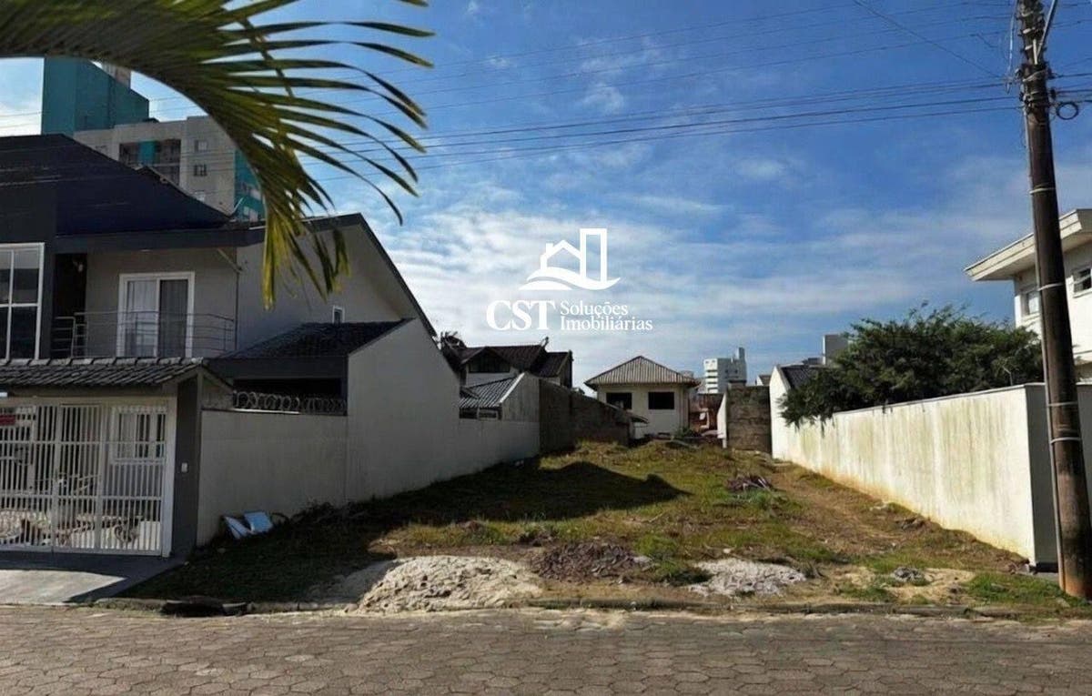 TERRENO NO CENTRO - Barra Velha/SC - Lote/Terreno em Centro, Barra Velha - à venda - CST SOLUÇÕES IMOBILIARIA LTDA