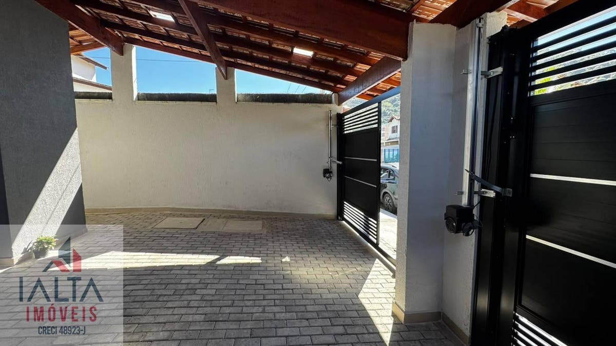 Casa nova 2 dormitórios no Centro, Caraguatatuba/SP - Casa em Centro, Caraguatatuba - à venda - IALTA IMOVEIS LTDA