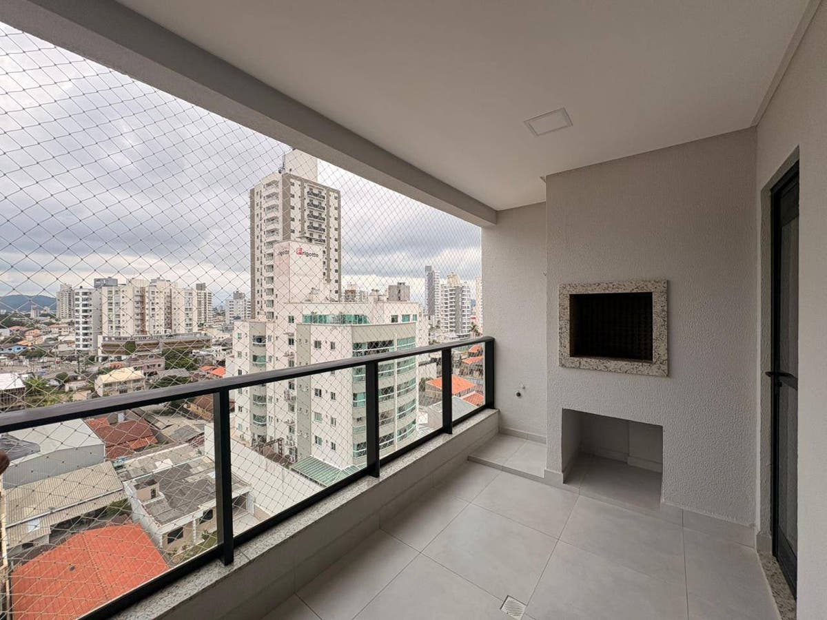 APARTAMENTO A VENDA 2 DORMITORIOS 1 VAGA - ED MAGGIORE - VILA OPERARIA - ITAJAI/SC - Apartamento em Vila Operária, Itajaí - à venda - Imóveis na Brava