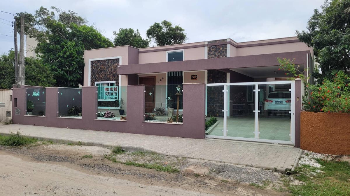 Casa com 3 quartos, Centro - Itapoá - Casa em Centro, Itapoá - à venda - Itapoá Imóveis Ltda