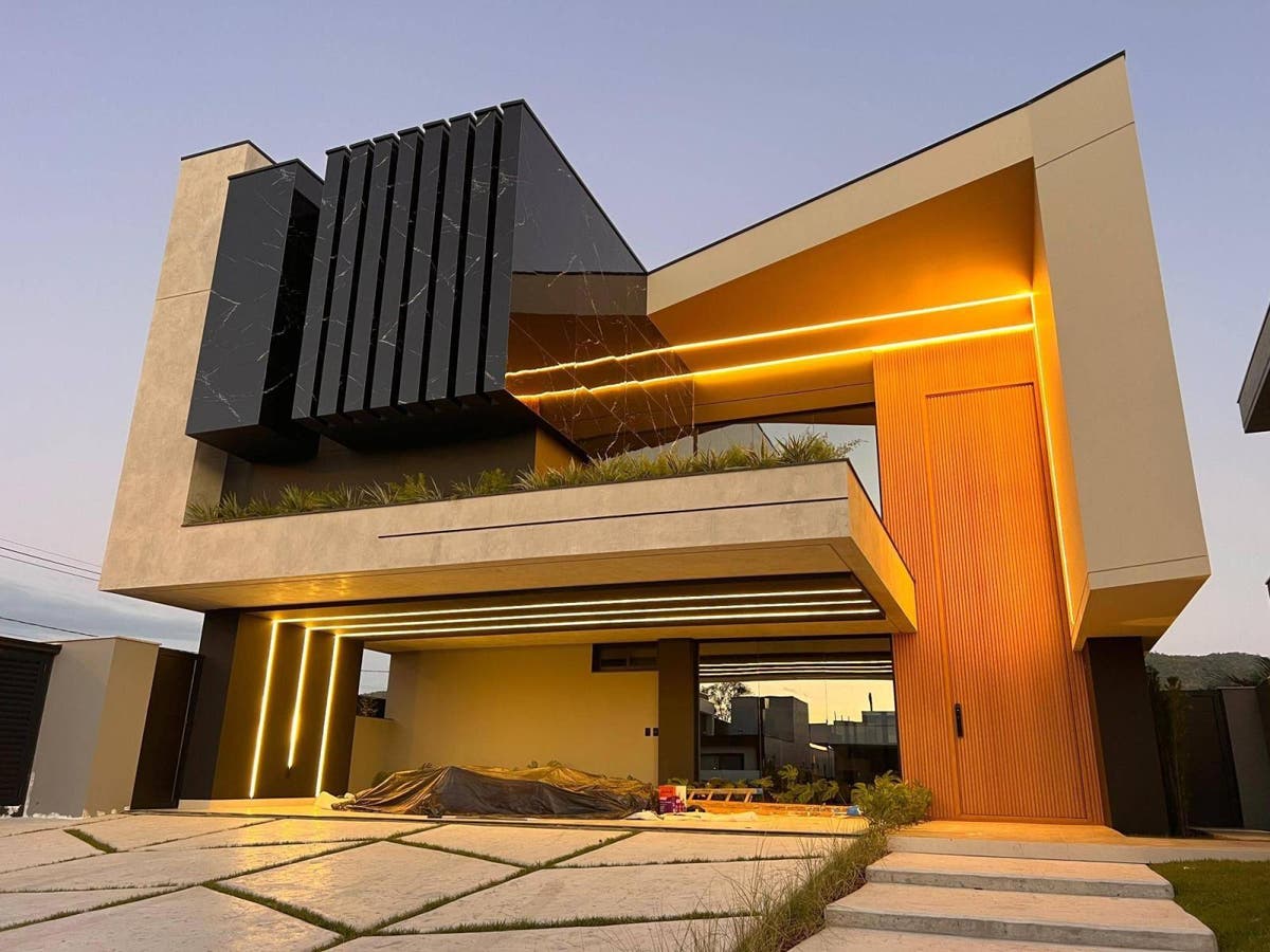 Casa de Luxo com Piscina de Raia e Acabamento Premium — Camboriú! - Casa em Areias, Camboriú - à venda - IMEX INVESTIMENTOS LTDA
