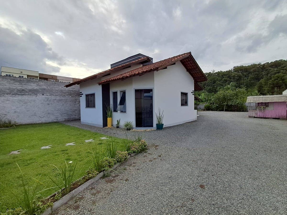 Casa Venda Ref: 6498 - Casa em Jaraguá 99, Jaraguá do Sul - à venda - HAUS IMÓVEIS LTDA