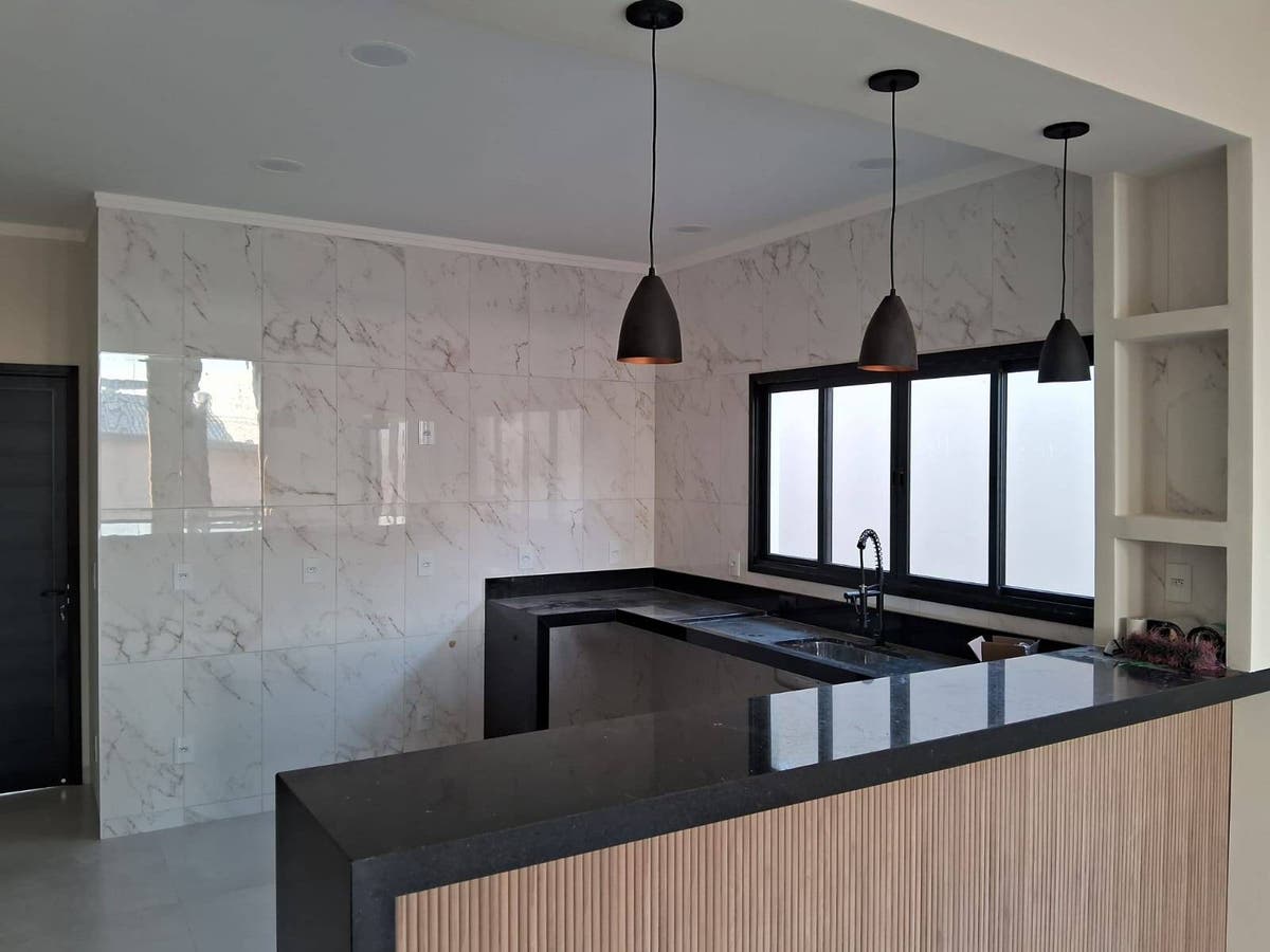 Casa à Venda com 3 Quartos, Cozinha Americana e Área Gourmet em Colina da Boa Vista - Avaré - Casa em Colina Verde, Avaré - à venda - CRYSTAL IMÓVEIS
