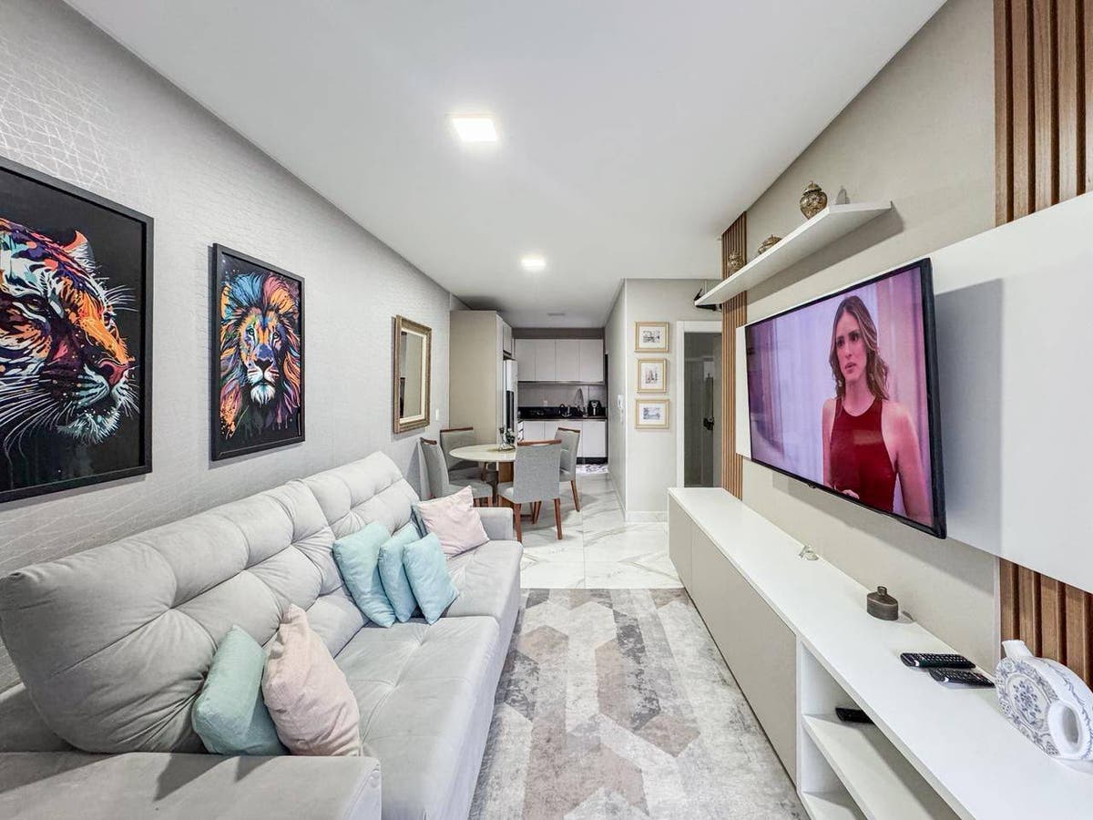 APARTAMENTO A VENDA MAIS DE 70M² EM BALNEÁRIO CAMBORIÚ - Apartamento em Centro, Balneário Camboriú - à venda - GJ Imóveis LTDA