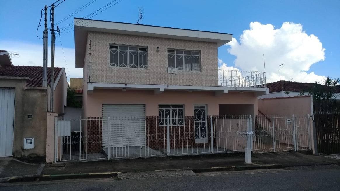 Casas à Venda por R$ 700.000,00 - Jardim Santa Rosália - Poços de Calda/MG - Casa em Jardim Santa Rosália, Poços de Caldas - à venda - Lago e Cunha Imóveis