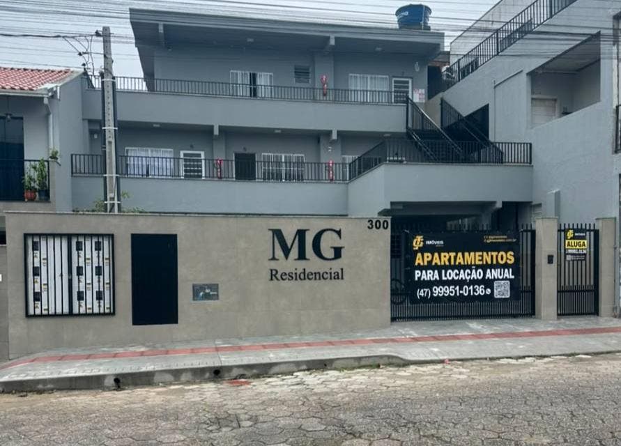 🏠 ALUGA-SE APARTAMENTO MONTE JULIANA 03 - Apartamento em Monte Alegre, Camboriú - para locação - GJ Imóveis LTDA