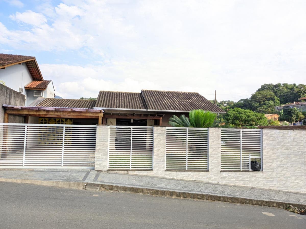 Casa para Venda ref: 6724 - Casa em Vila Lenzi, Jaraguá do Sul - à venda - HAUS IMÓVEIS LTDA
