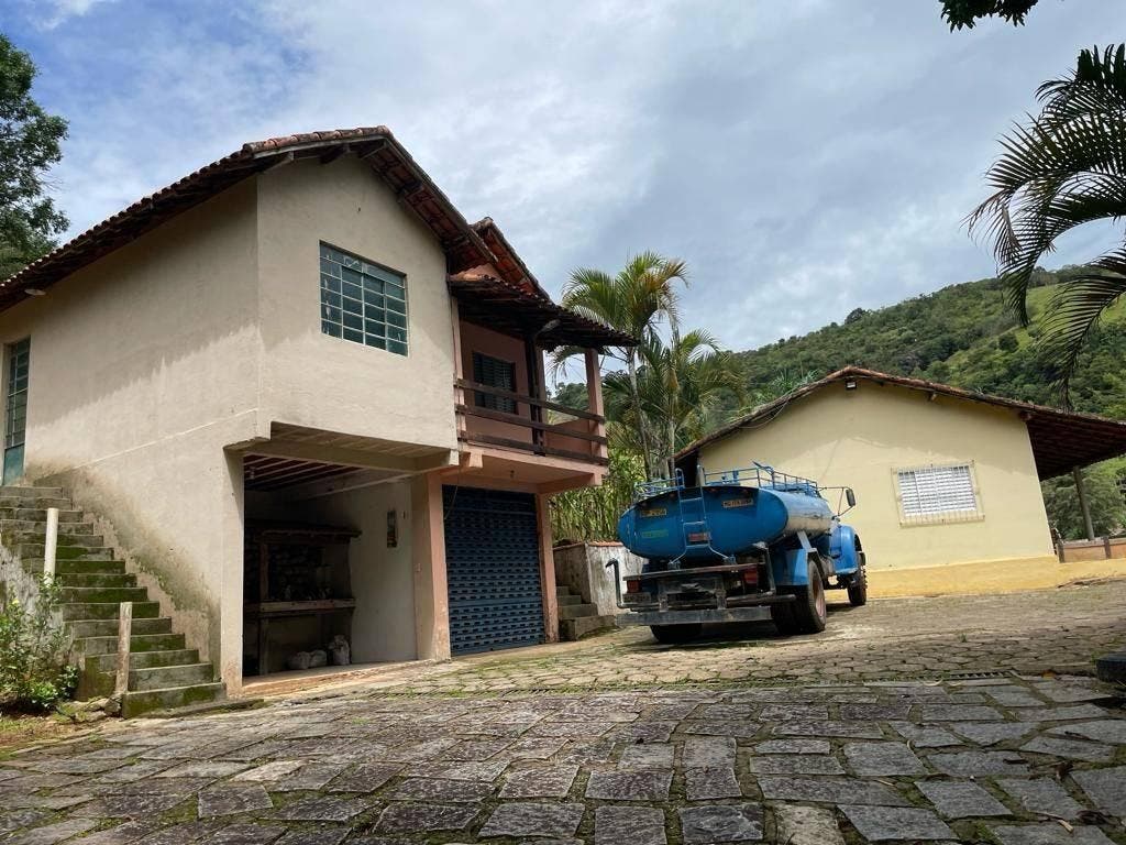 Sítio com 3 dormitórios à venda, 20000 m² por R$ 1.200.000,00 - Monte Belo - Santa Rita do Sapucaí/MG - Sítio em Santa Rita do Sapucaí - à venda - Colibri Imóveis Ltda