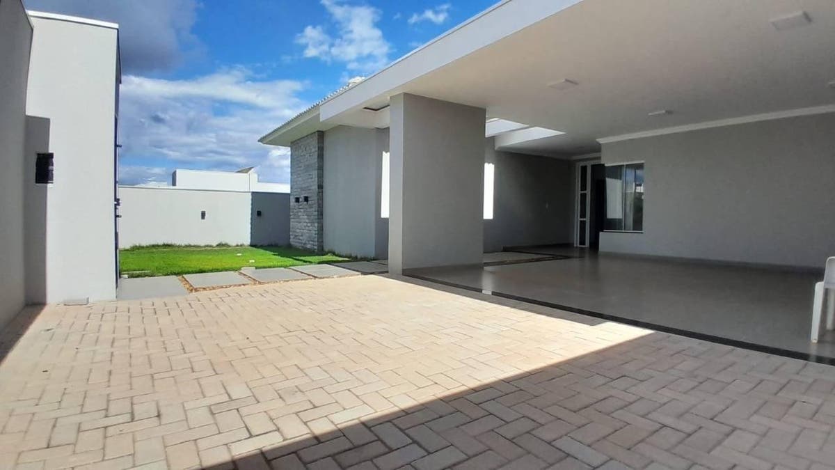 Casa com 3 quartos, 3 suítes