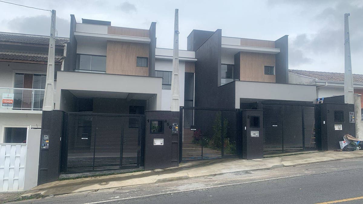 Casa Geminada com 3 quartos, Tifa Martins - Jaraguá do Sul - Casa Geminada em Tifa Martins, Jaraguá do Sul - à venda - Poffo Negócios Imobiliários