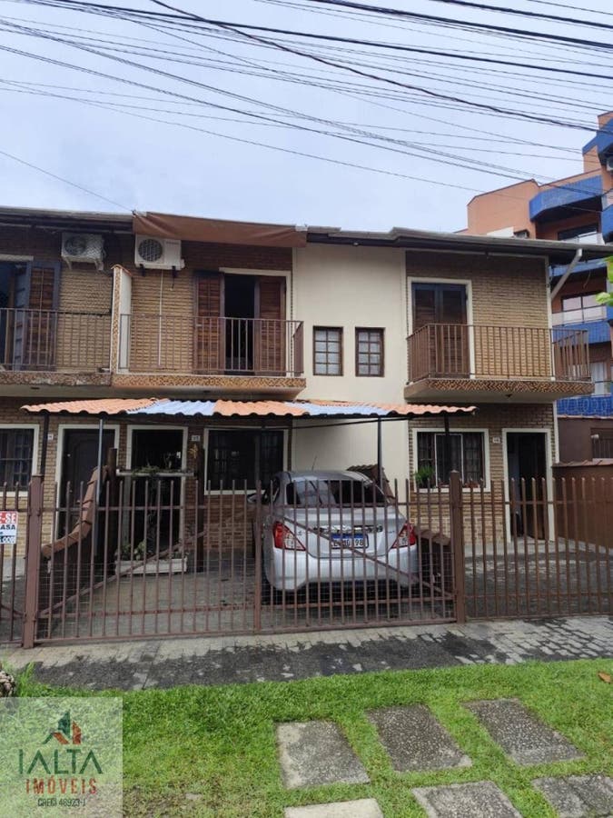 Sobrado em Condomínio à Venda na Martim de Sá – Caraguatatuba - Sobrado em Martim de Sá, Caraguatatuba - à venda - IALTA IMOVEIS LTDA