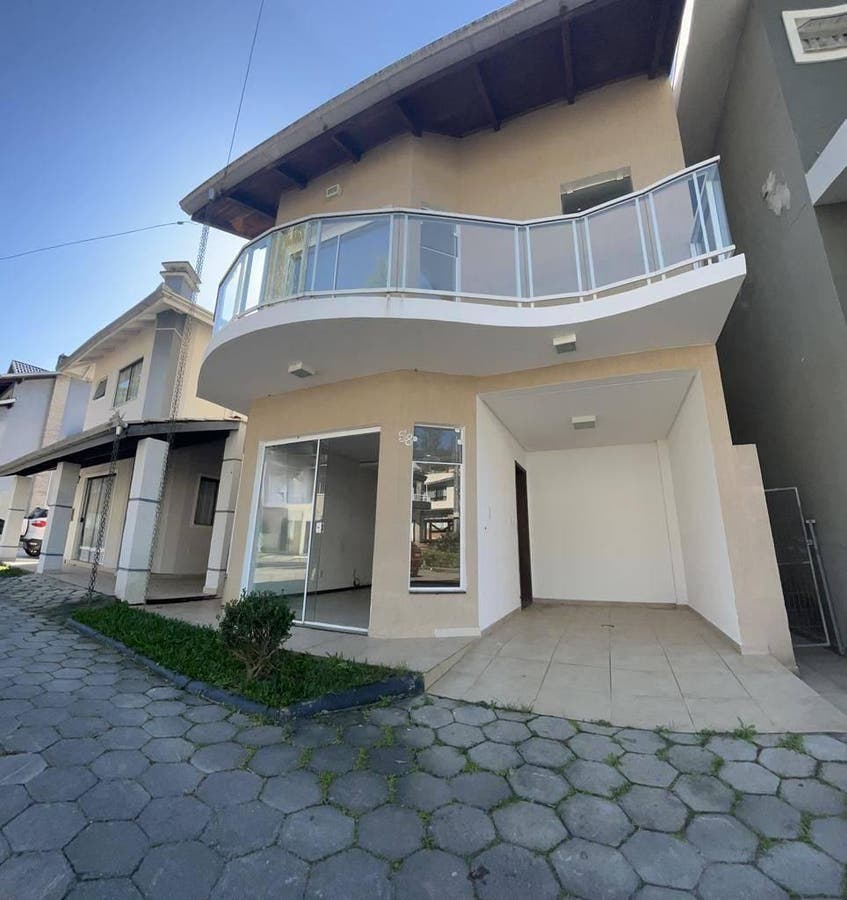 Sobrado em Condomínio com Lazer Completo a 8 Min de Balneário Camboriú - Sobrado em Várzea do Ranchinho (Monte Alegre), Camboriú - à venda - IMEX INVESTIMENTOS LTDA