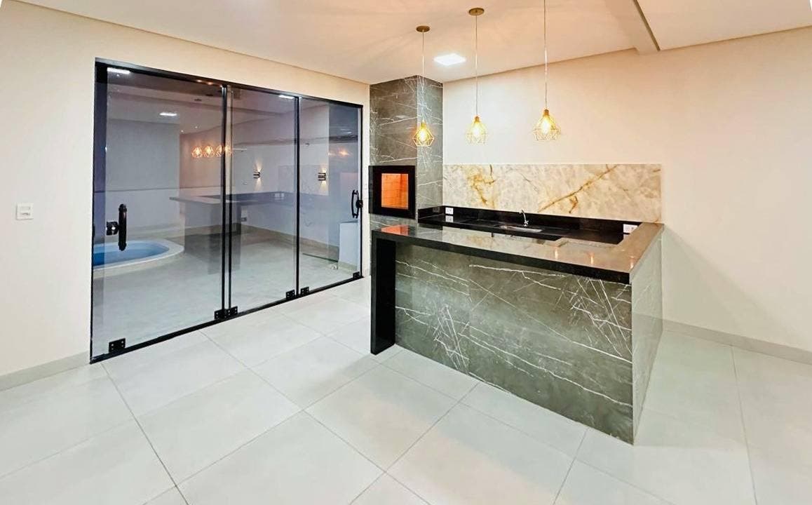 Vende-se Casa Térrea em Bairro Jardim Califórnia - Casa em Jardim Califórnia, Cuiabá - à venda - Prime House Inteligência Imobiliária