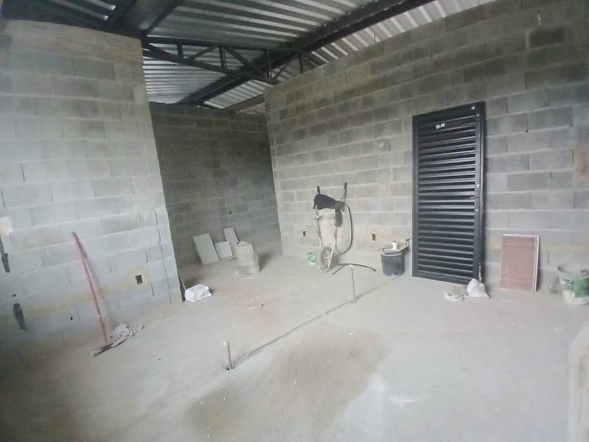 Sala para Locação, Santa Clara - Pindamonhangaba - Sala em Santa Clara, Pindamonhangaba - para locação - EDSON DERRICO IMOVEIS LTDA