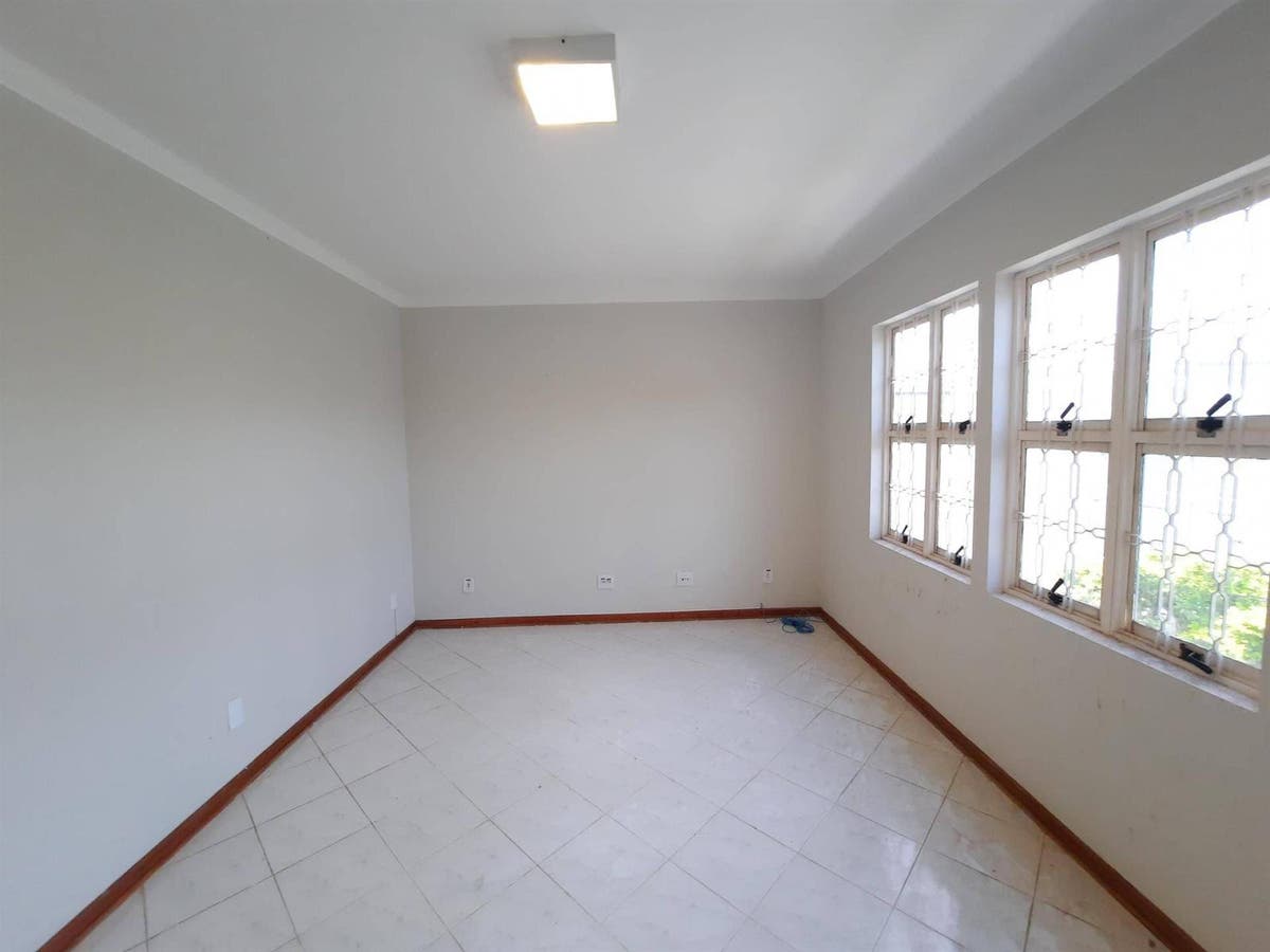 Casa com 4 quartos, Jardim Maria Izabel - Marília - Casa em Jardim Maria Izabel, Marília - à venda - FLEX CONSULTORIA IMOBILIÁRIA LTDA