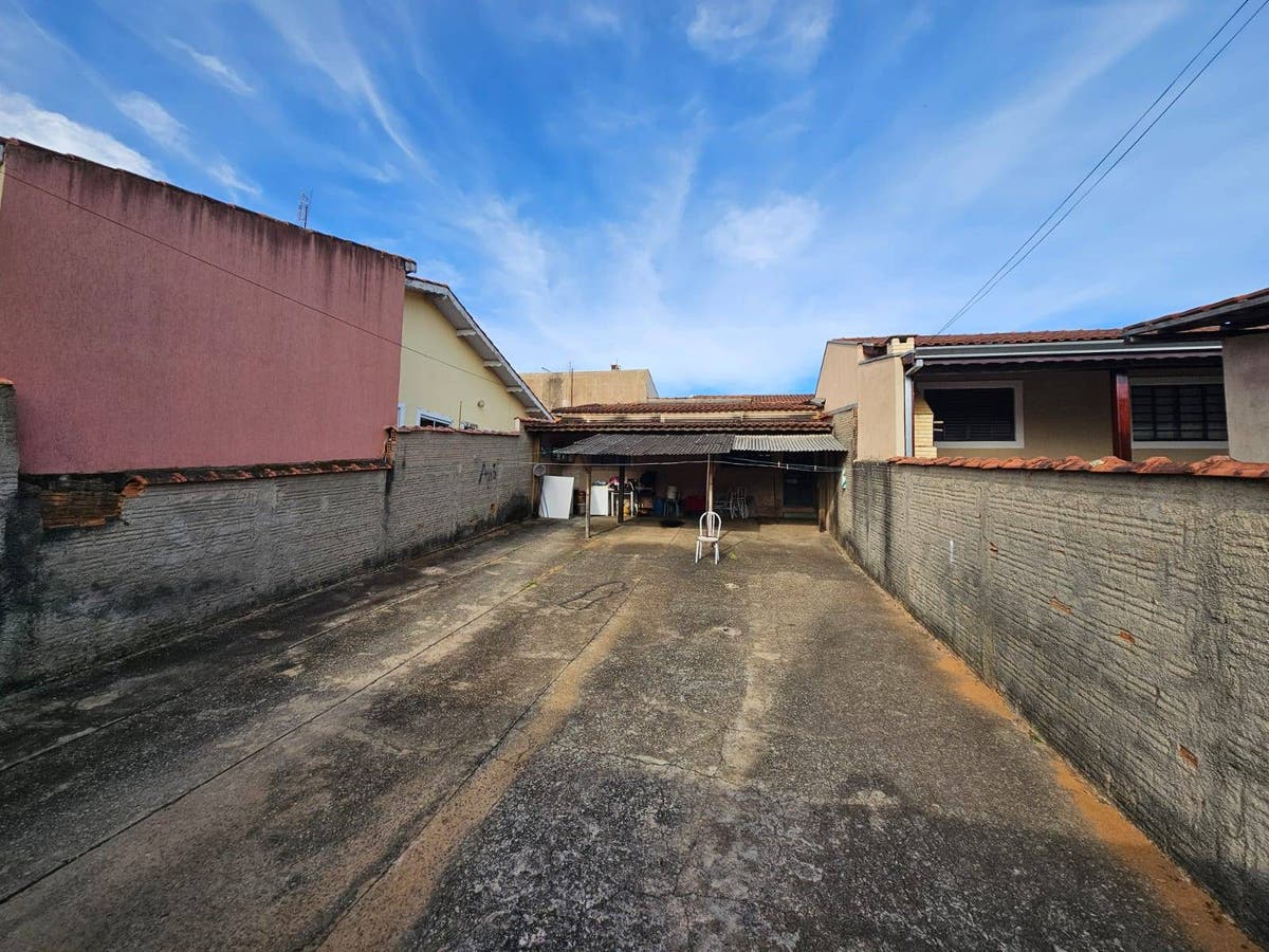 Casa à Venda 1 Quarto por R$ 260.000,00 - Jardim Philadelphia - Poços de Caldas/MG - Casa em Jardim Philadélphia, Poços de Caldas - à venda - Lago e Cunha Imóveis