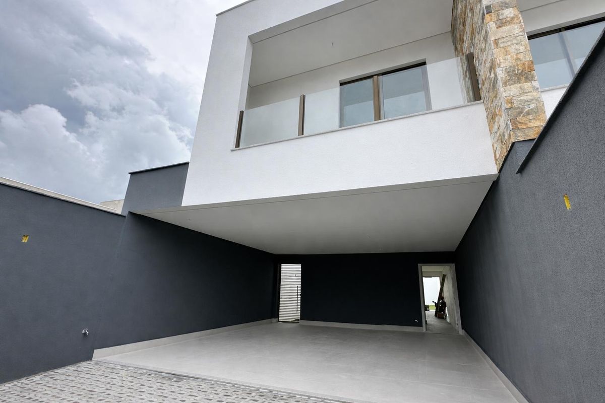 Linda Casa Duplex 3 Suítes Alto Padrão no Guarujá Mansões - Duplex em Guarujá Mansões, Betim - à venda - Via M Empreendimentos Imobiliários Ltda