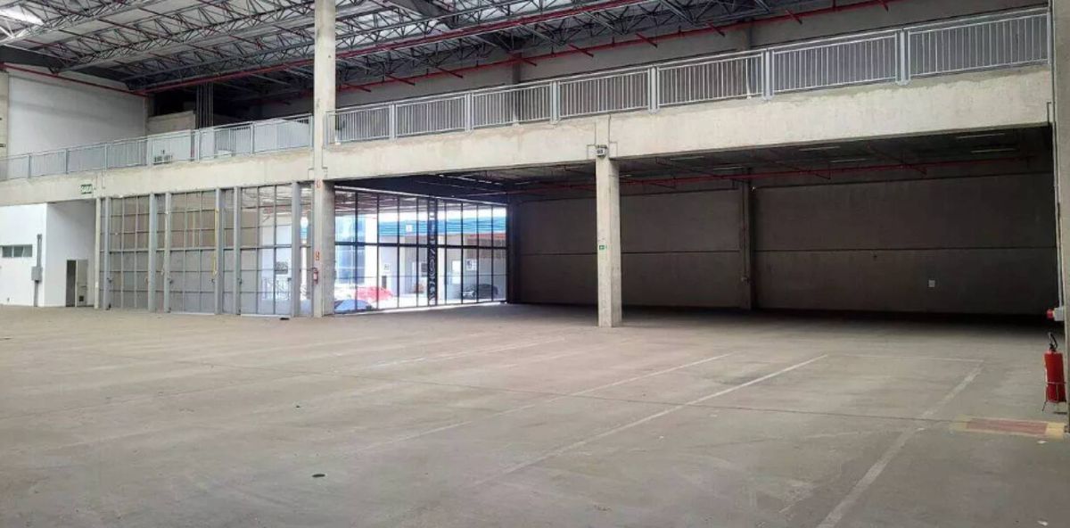 Galpão para Locação de alto padrão e com docas- Carapicuíba/SP 2.396 m² - Galpão em Sítio Guarehy, Carapicuíba - para locação - PERENNIAL ASSESSORIA E SERVIÇOS LTDA EPP