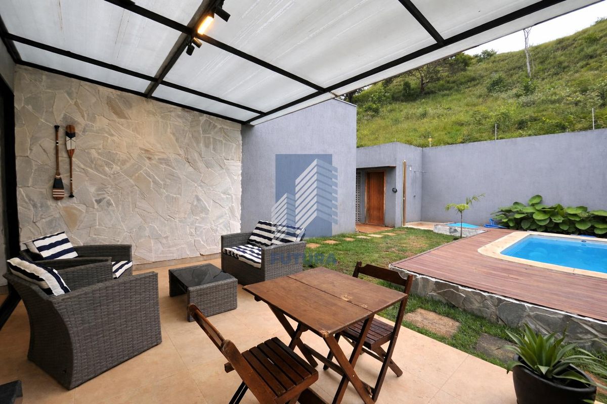 CASA À VENDA NO BAIRRO SANTO ANTONIO, VIÇOSA/MG - Casa em Santo Antonio, Viçosa - à venda - FUTURA EMPREENDIMENTOS E NEGÓCIOS IMOBILIÁRIOS EIRELI. -ME
