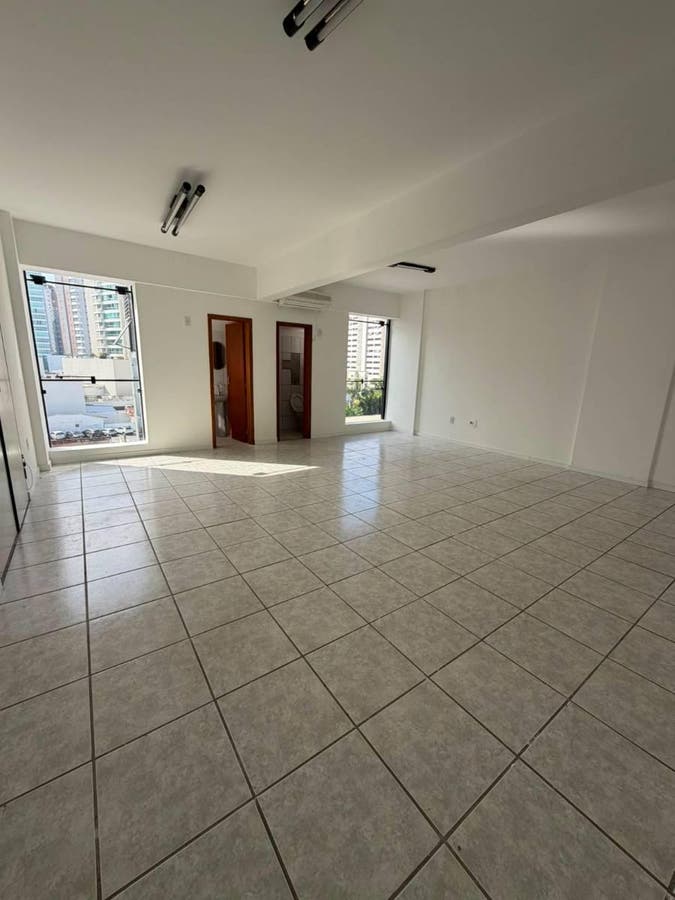 Sala comercial no Liberty - Salas Comerciais em Centro, Itajaí - à venda - NS Imobiliária