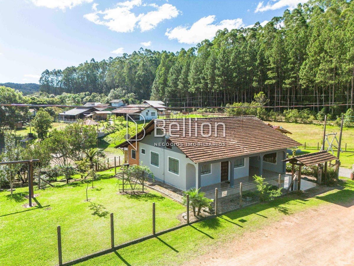 Casa de campo em Alto Cedros - Casa - à venda - Bellion Negocios Imobiliarios LTDA