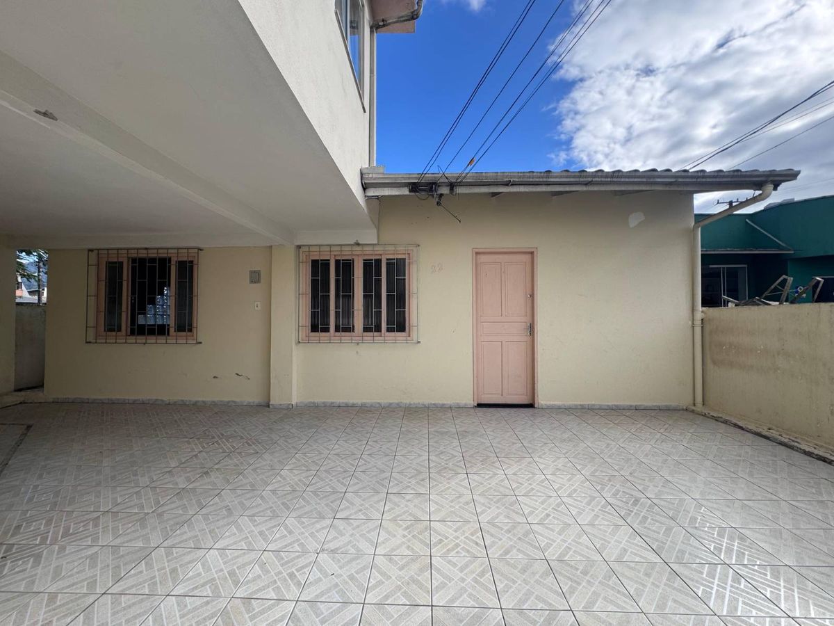 Casa térrea com 03 dormitórios em Itapema SC - Casa em Tabuleiro dos Oliveiras, Itapema - para locação - Desc Imóveis