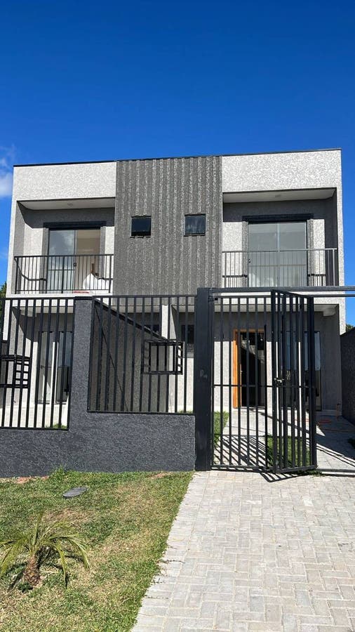 Sobrado à venda com 3 Quartos no Sítio Cercado - Sobrado em Sítio Cercado, Curitiba - à venda - BlueHouse