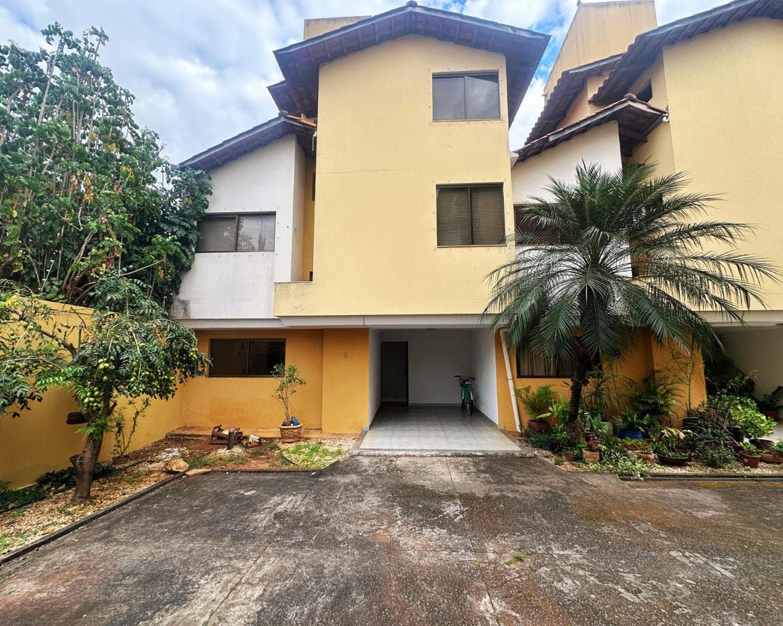 Venda | Sobrado 5 Quartos/3 Suítes - Casa de Condomínio em Setor Jaó, Goiânia - à venda - IMOBILIARIA VIVA LTDA