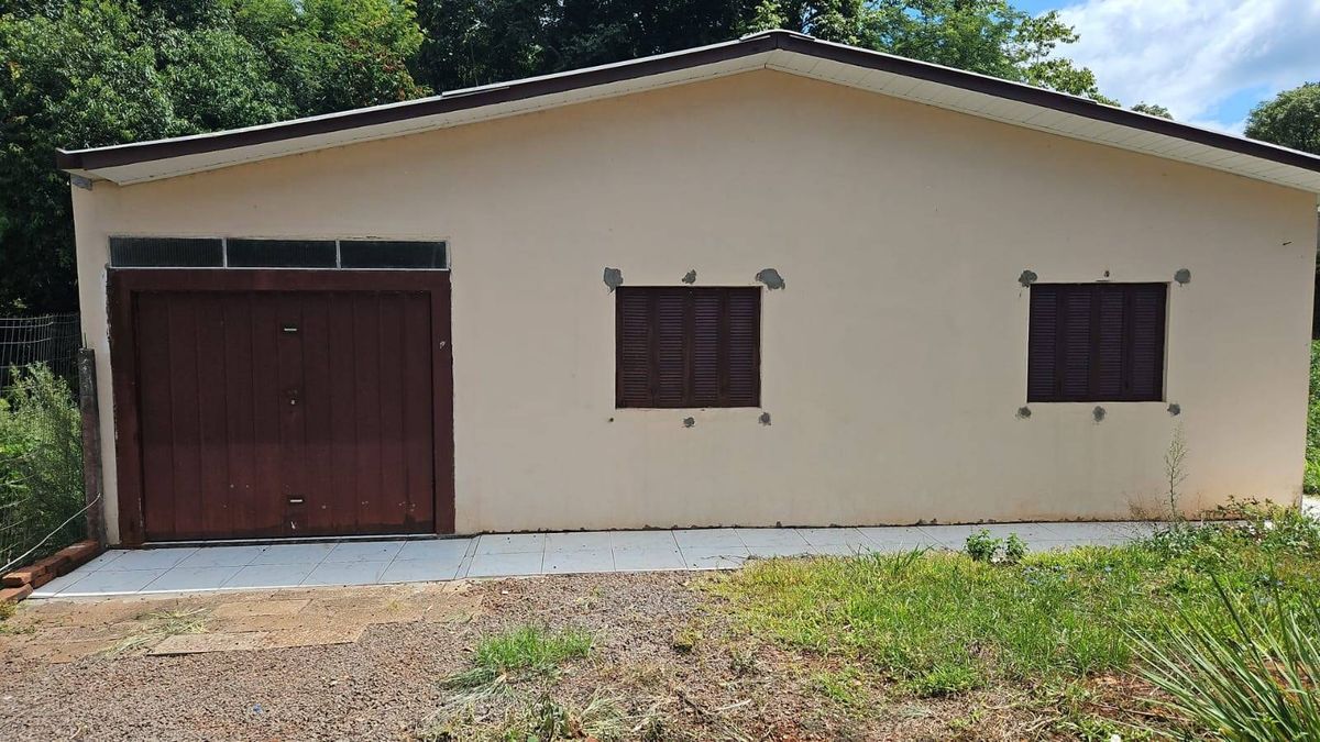 Casa Próximo SOGI - Casa em Centro, Ijuí - para locação - IMOBILIÁRIA SOLUÇÃO IMÓVEIS IJUÍ