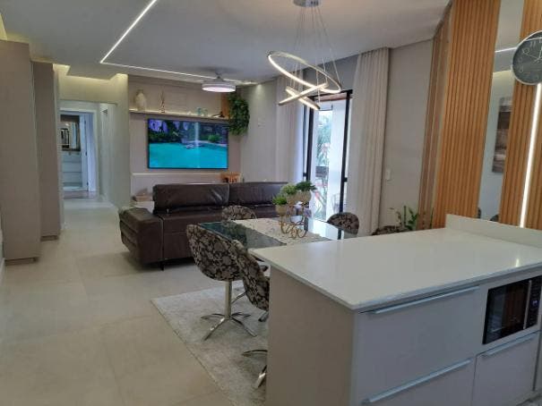Apartamento a venda 2 dormitórios (1 suíte), Mobiliado, à 180 metros da Beira Mar na Agronômica R$1.115.000,00 - Apartamento em Agronômica, Florianópolis - à venda - Conceito Imóveis