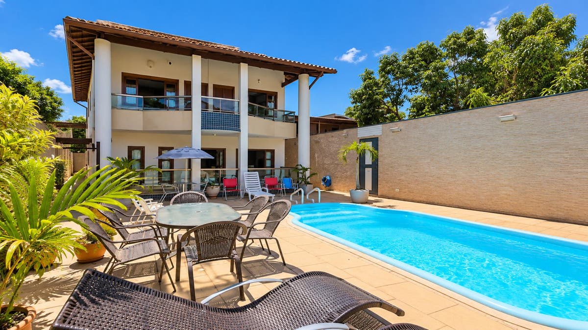 Oportunidade em Interlagos em Uma Casa Duplex Porteira Fechada de 4 Quartos com 2 Suites, Lazer com Piscina e Churrasqueira - Casa em Interlagos, Vila Velha - à venda - Kaca Imoveis LTDA