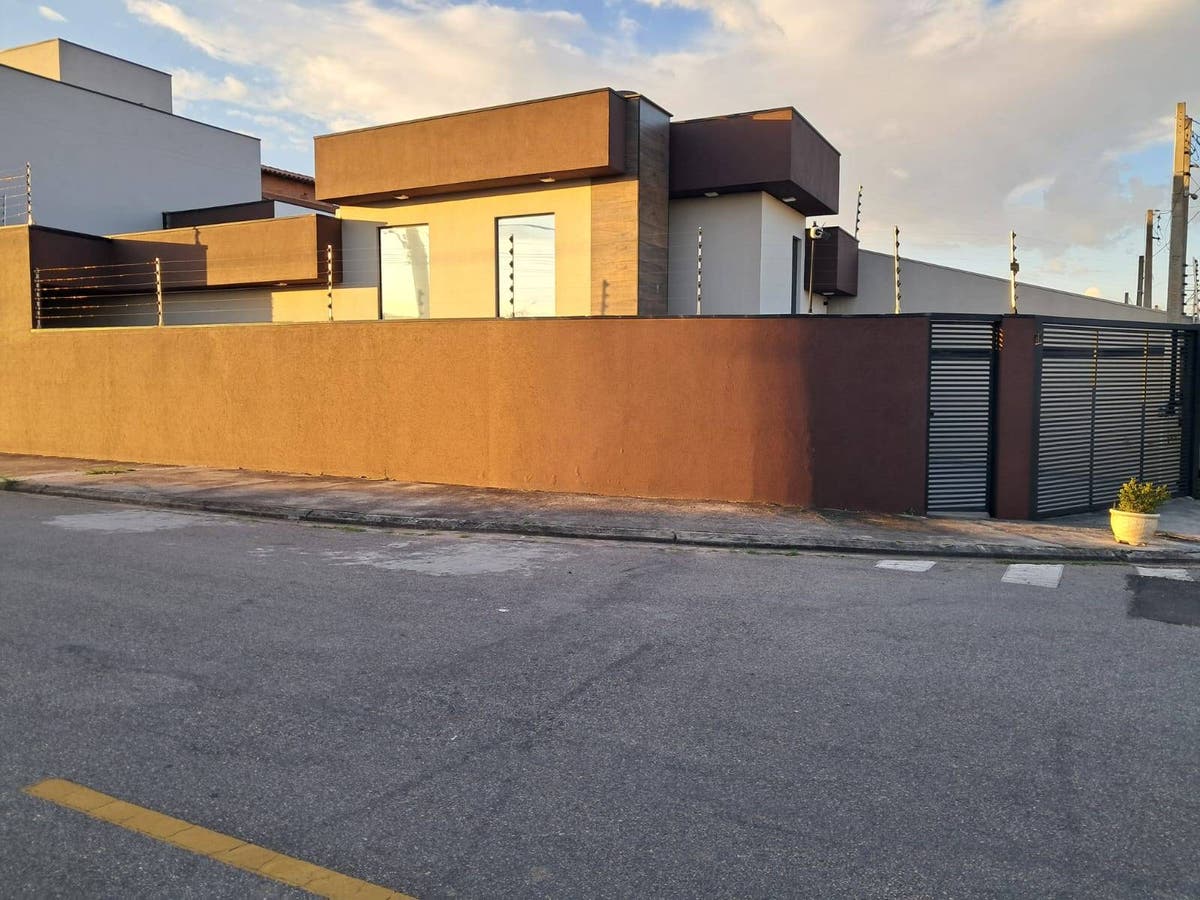 CASA TERREA COM TRÊS DORMITÓRIOS - Casa em jardim vale verde, Jundiaí - à venda - Entry Imob