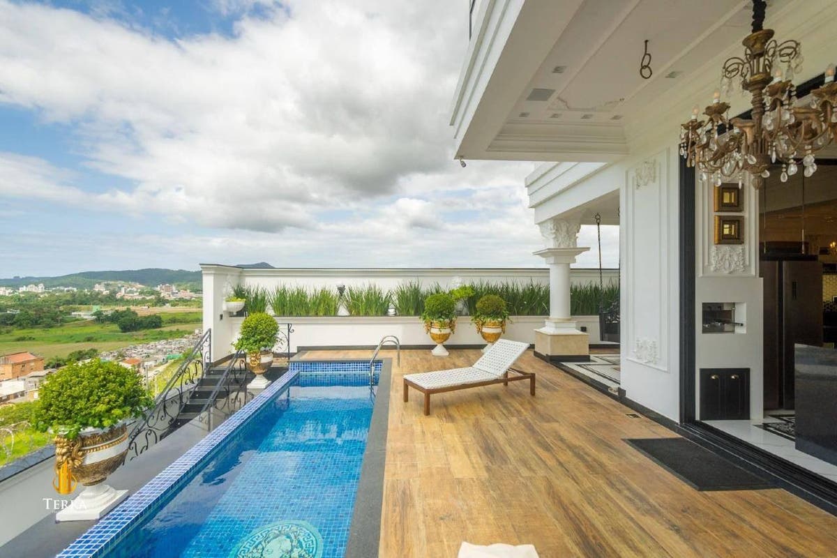 Casa luxuosa à venda no Condomínio Mirante Camboriú - Casa de Condomínio em Camboriú - à venda - IMOBILIÁRIA TERRA ITAJAI LTDA