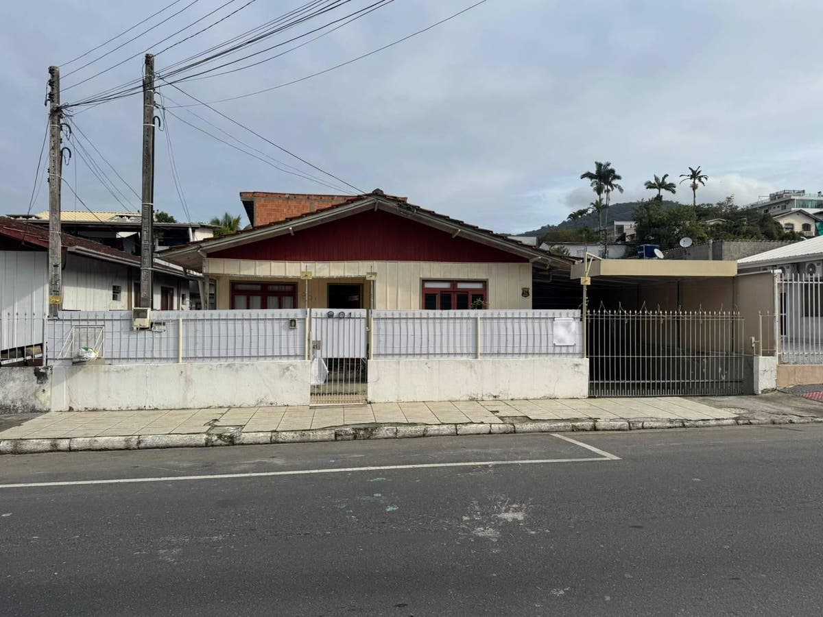 Terreno com 250m² no bairro das Nações em Balneário Camboriú - Lote/Terreno em Nações, Balneário Camboriú - à venda - Rah Imóveis & Incorporadora
