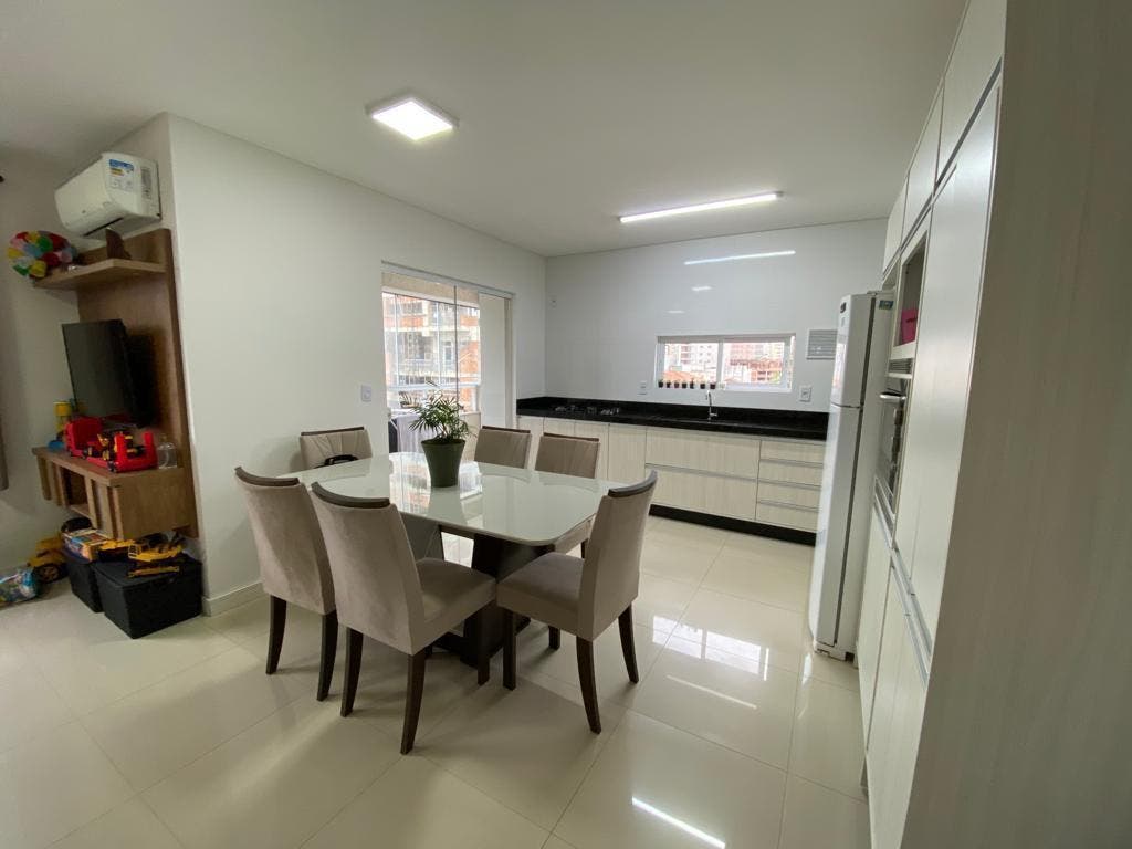 Apto 2 dormitórios (1 suíte) — Galícia, Itapema/SC - Apartamento em Meia Praia, Itapema - à venda - Portal Imóveis Itapema