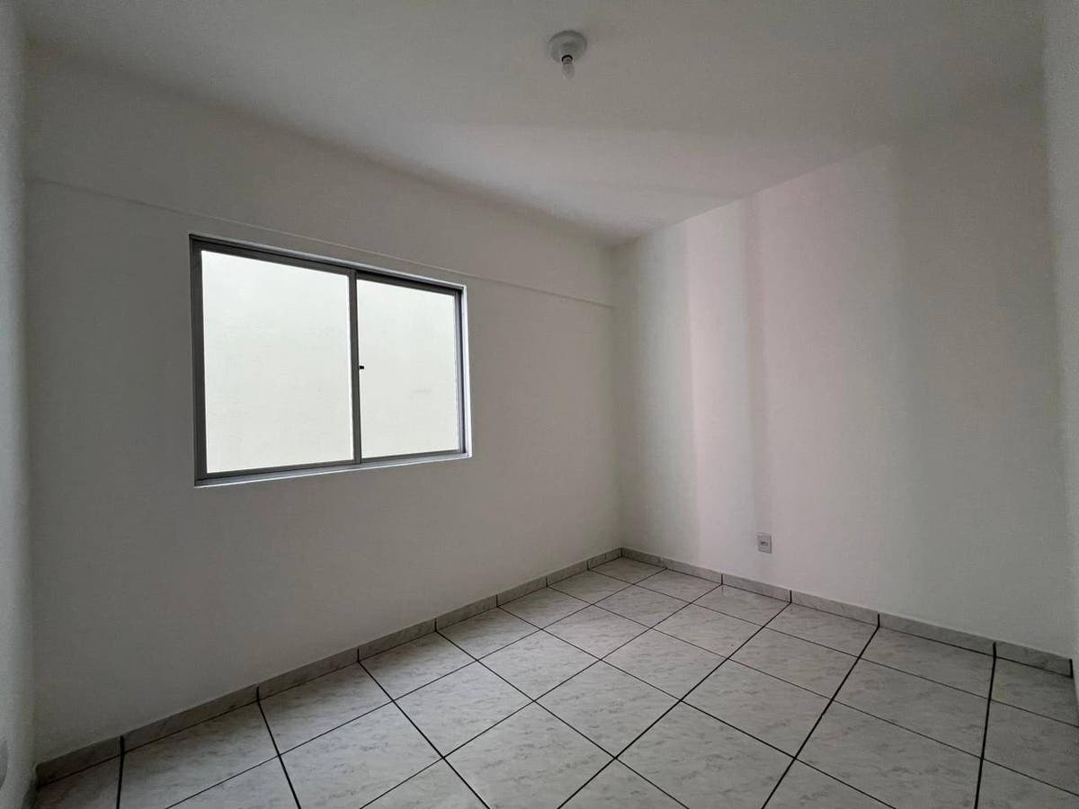 APARTAMENTO GABRIELA 202 -MAZO - Apartamento em Centro, Tubarão - para locação - Imobiliária Realize Ltda