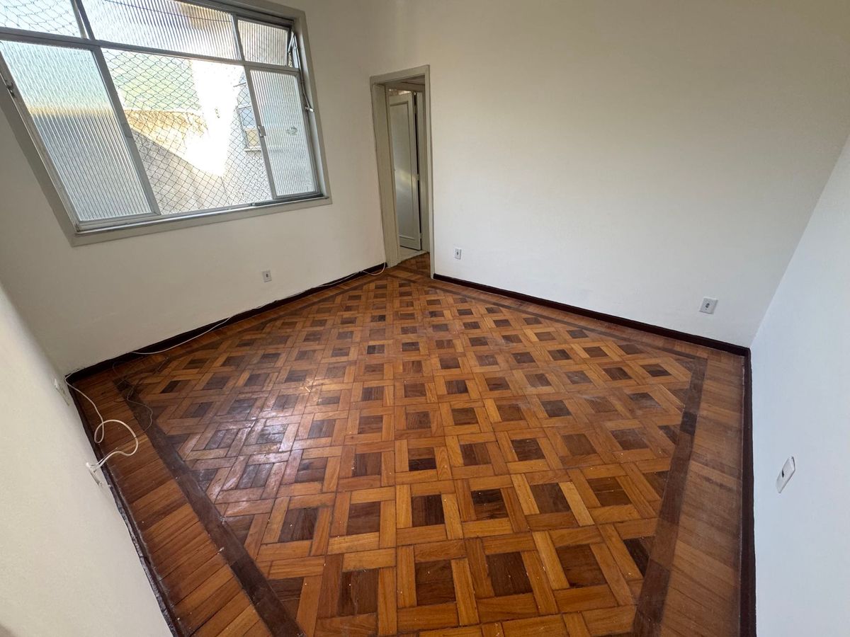 Alugo Apartamento Avenida Paulo de Frontin Praça Condessa 2 Quartos, Área Externa - Apartamento em Praça da Bandeira, Rio de Janeiro - para locação - MIGUEZ IMOBILIÁRIA