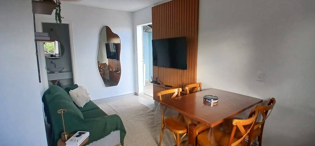 IATE CLUBE - LOCAÇÃO ANUAL 2 DORMITÓRIOS COM SACADA E VAGA DE GARAGEM NO BAIRRO IATE CLUBE EM BALNEÁRIO CAMBORIÚ - Apartamento em Jardim Iate Clube, Balneário Camboriú - para locação - CRISTINA DA SPEROTTO IMOBILIÁRIA LTDA