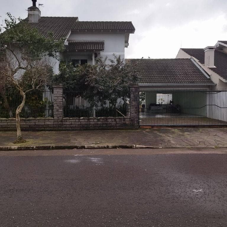 Sobrado com 8 dormitórios, 500 m² - venda por R$ 2.845.000 ou aluguel por R$ 10.200/mês - Nossa Senhora das Graças - Canoas/RS - Sobrado em Nossa Senhora das Graças, Canoas - para locação e à venda - COELHO IMOBILIÁRIA LTDA