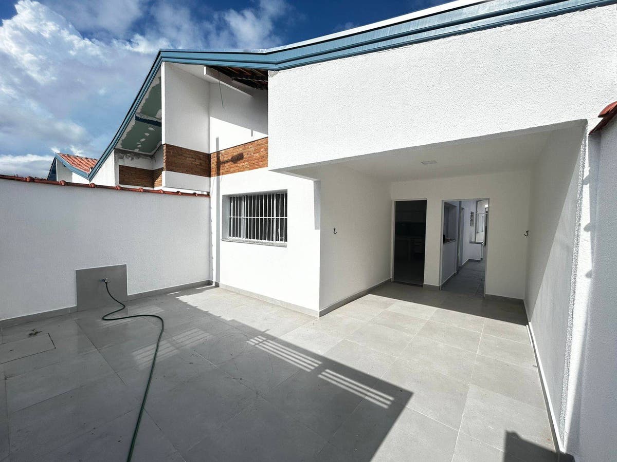 Casa com 2 dormitórios para alugar,- Indaiá - Caraguatatuba/SP - Casa em Indaiá, Caraguatatuba - para locação - Vilela Imóveis
