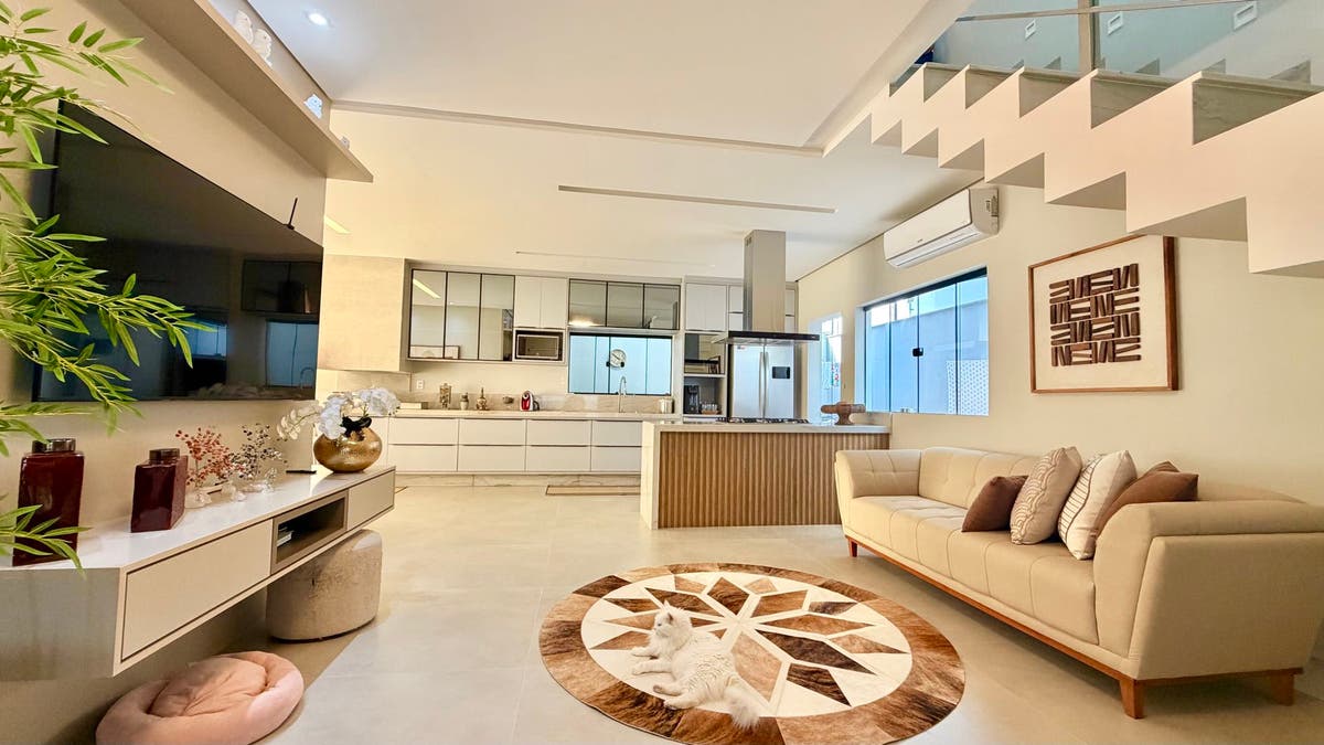 CASA COM TRÊS SUITES MOBILIADA NA FAZENDA VITALI EM COLATINA - Casa em Fazenda Vitali, Colatina - à venda - Select Brokers Imobiliária LTDA.